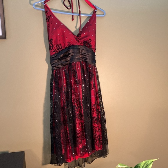 Ruby rox black and red mesh floral dot halter dress. - Picture 8 of 8